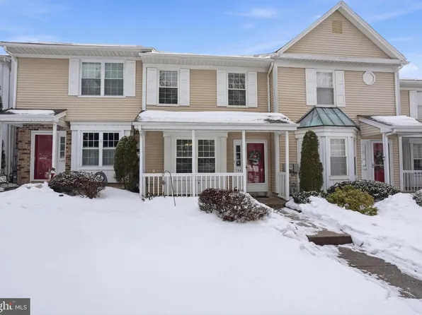 144 Leedom Way, Newtown, PA 18940