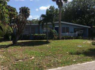 1040 SE 5th St, Stuart, FL 34996