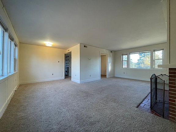3rd image of 2853 Walnut St #Grgknnrnk