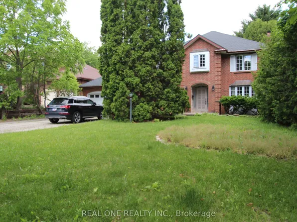 53 Hillview Blvd, London, ON N6G 3A7