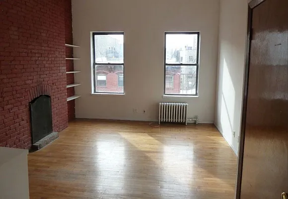 Rented by Chartwell Manhattan Realty | media 6