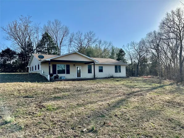 5037 Farrell Rd, Gerald, MO 63037