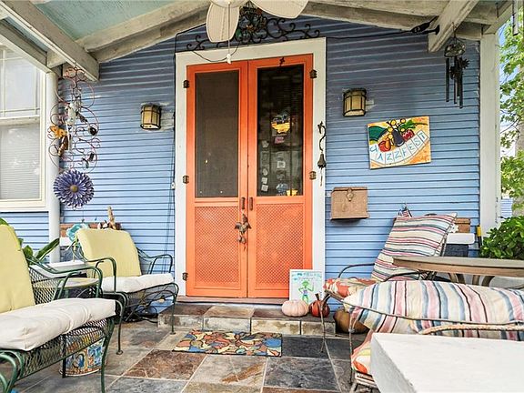 4th image of 2871 Ponce De Leon St