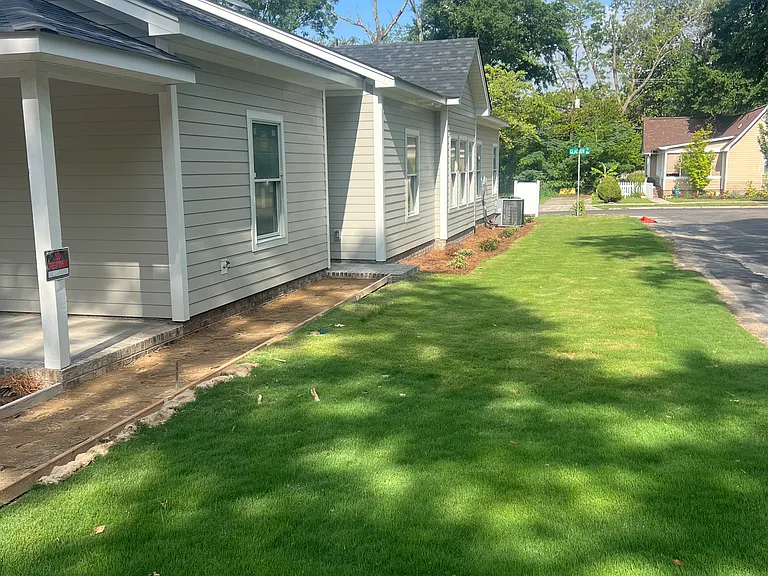 1130 Gladden St #B — Photo 11