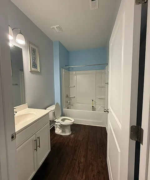 2705 Spring Valley Dr — Photo 8