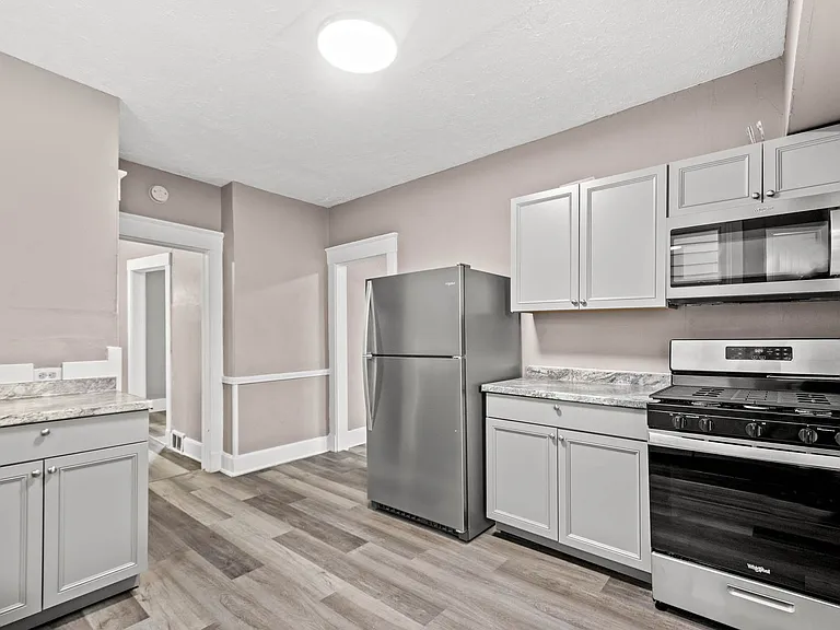 1108 Main St — Photo 1