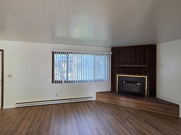 3rd image of 2101 S Garfield St APT 2