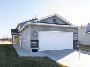 3232 62nd Ave S, Fargo, ND 58104