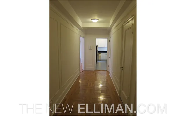 Rented by Douglas Elliman | media 19