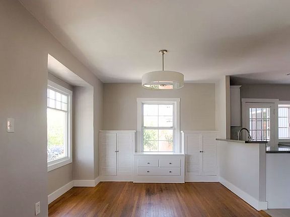 4th image of 1635-1637 Robinson Ave #1635