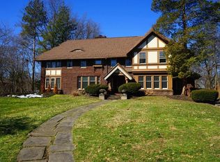 2848 W Park Blvd, Shaker Heights, OH 44120