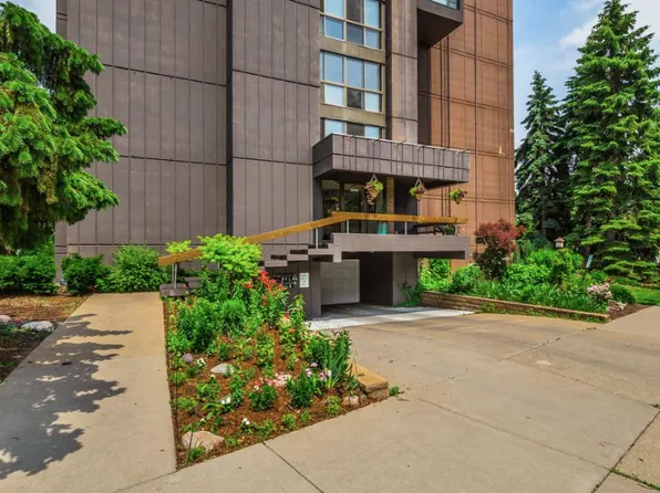 2800 44th St W #504, Minneapolis, MN 55410