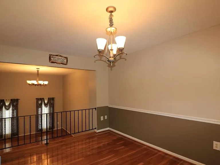 553 Monet Dr — Photo 17