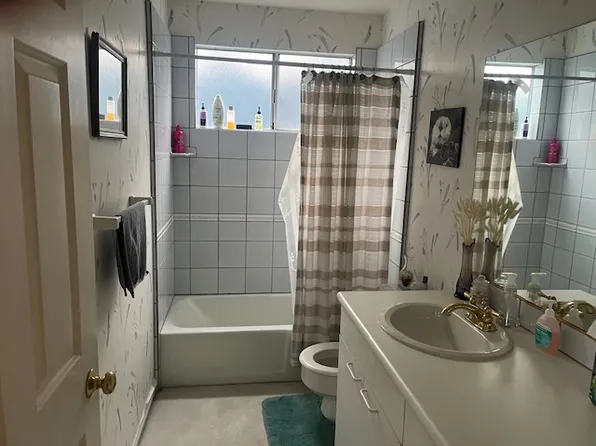 (undisclosed Address), Hermosa Beach, CA 90254