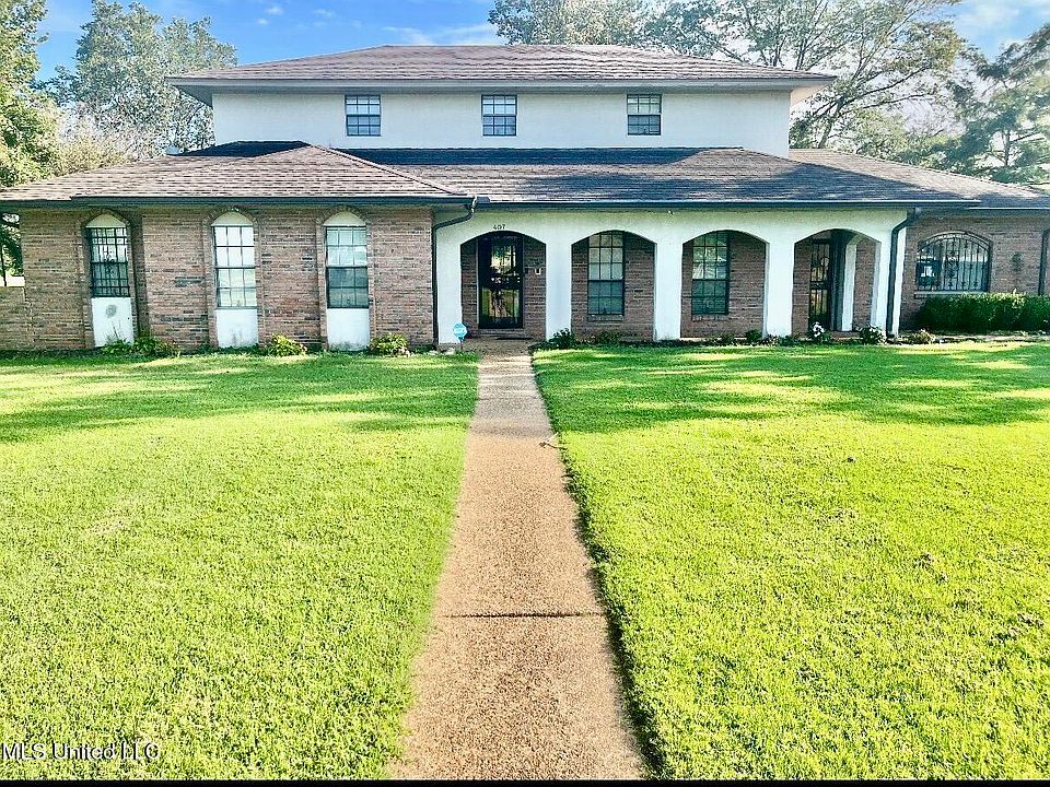 1st image of 407 Juniper Ln