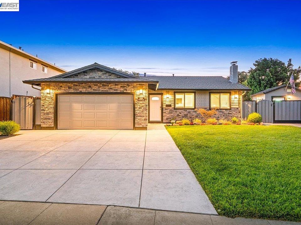 1st image of 533 Cinnabar Dr