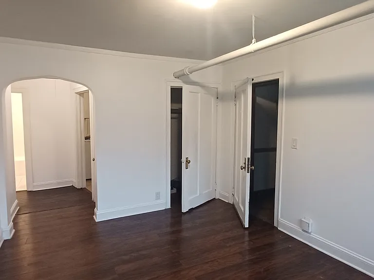 5301 W Drummond Pl — Photo 7