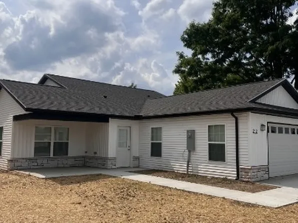 212 S Taylor St, Holmesville, OH 44633