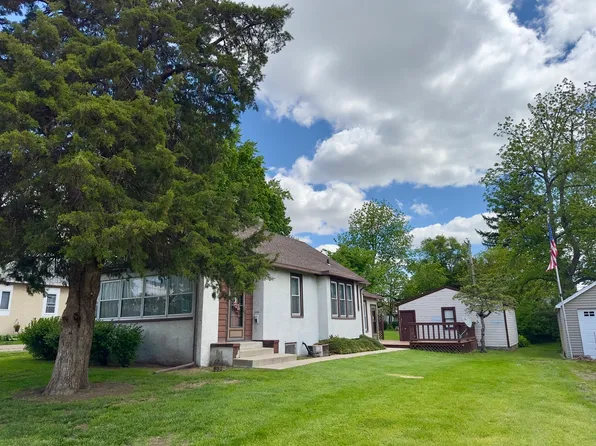 1332 Chartres St, La Salle, IL 61301