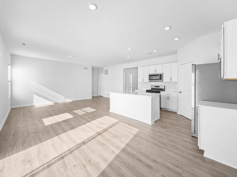 511 Darliene Dr — Photo 35
