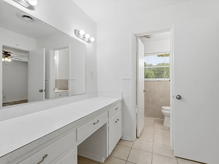 235 FM 407 W — Photo 18