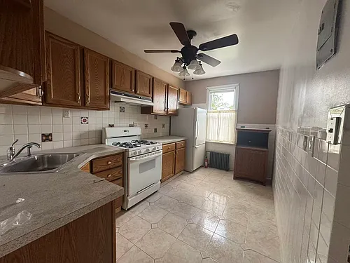 1619 Edison Ave #3 Photo 1