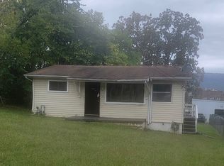 304 Richmond Ave, Rossville, GA 30741