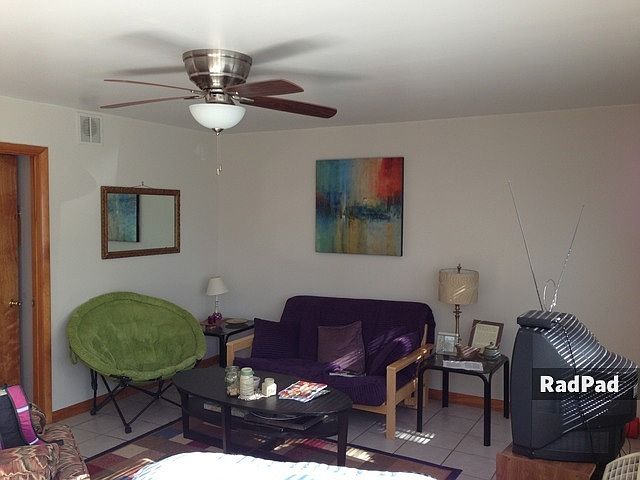 2nd image of 113A Howell St