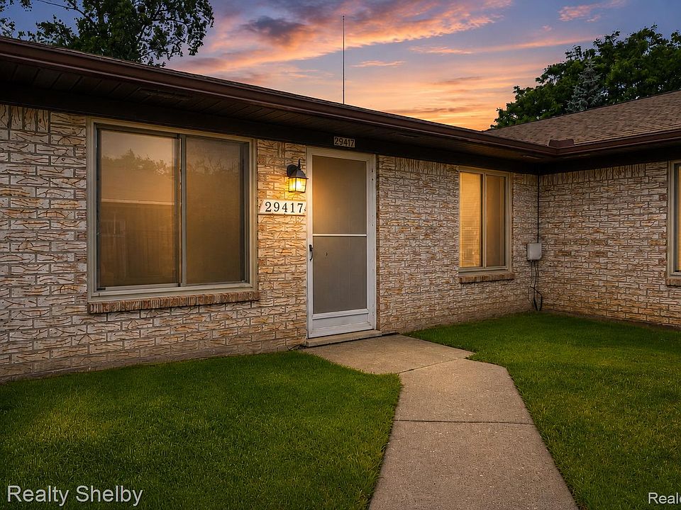 1st image of 29417 Park Place Dr