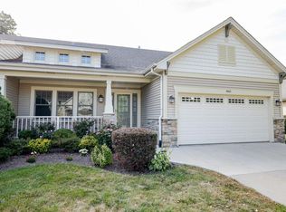 1602 Raintree Ln #15, Racine, WI 53406