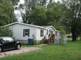 3320 Greenfield Ave, Kalamazoo, MI 49048