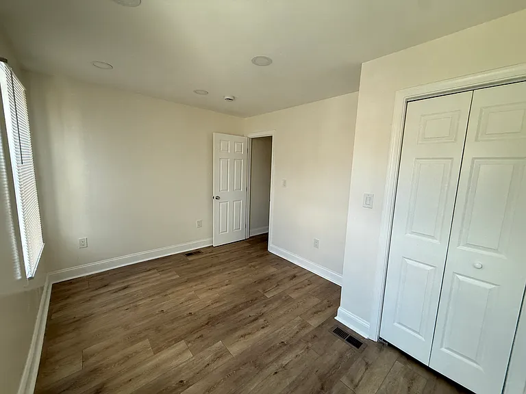 2720 E Biddle St — Photo 13