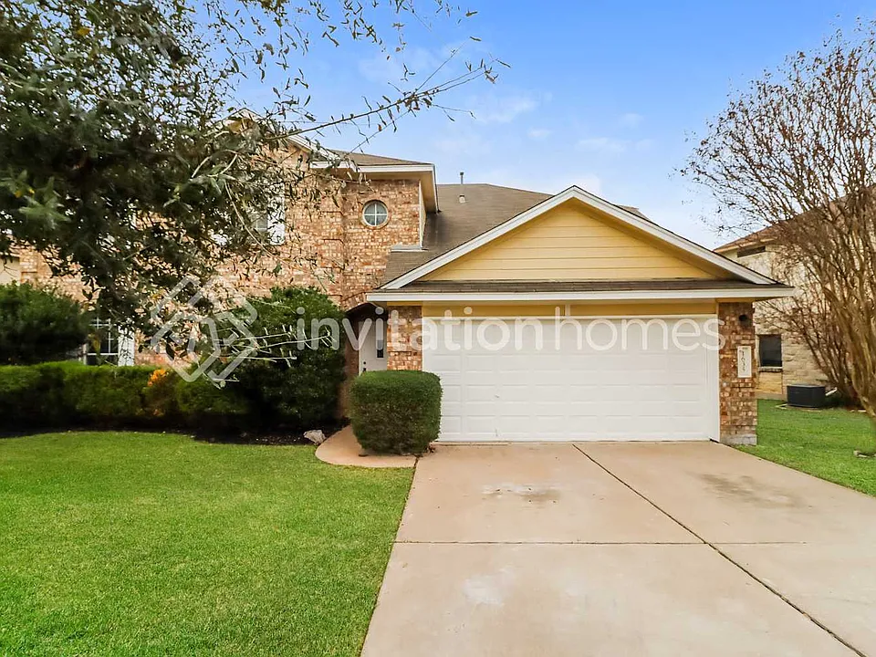 1635 Abbey Ln