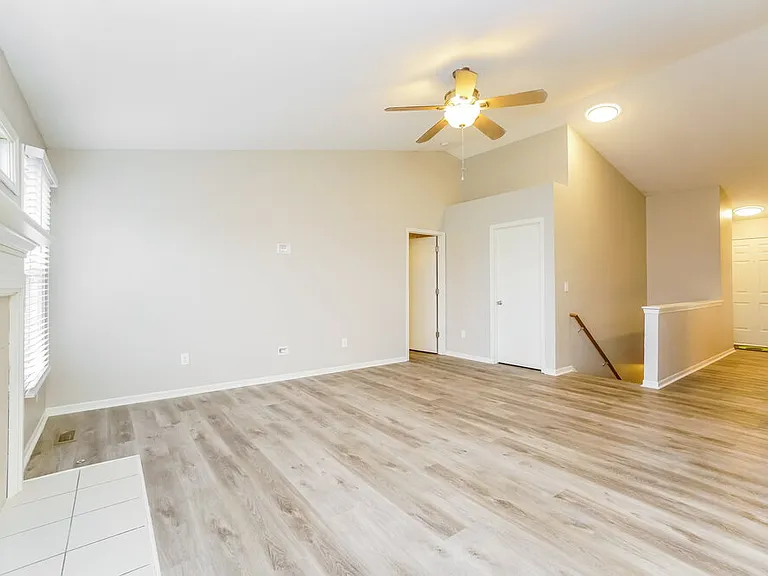 3421 Brook Spring Dr — Photo 6
