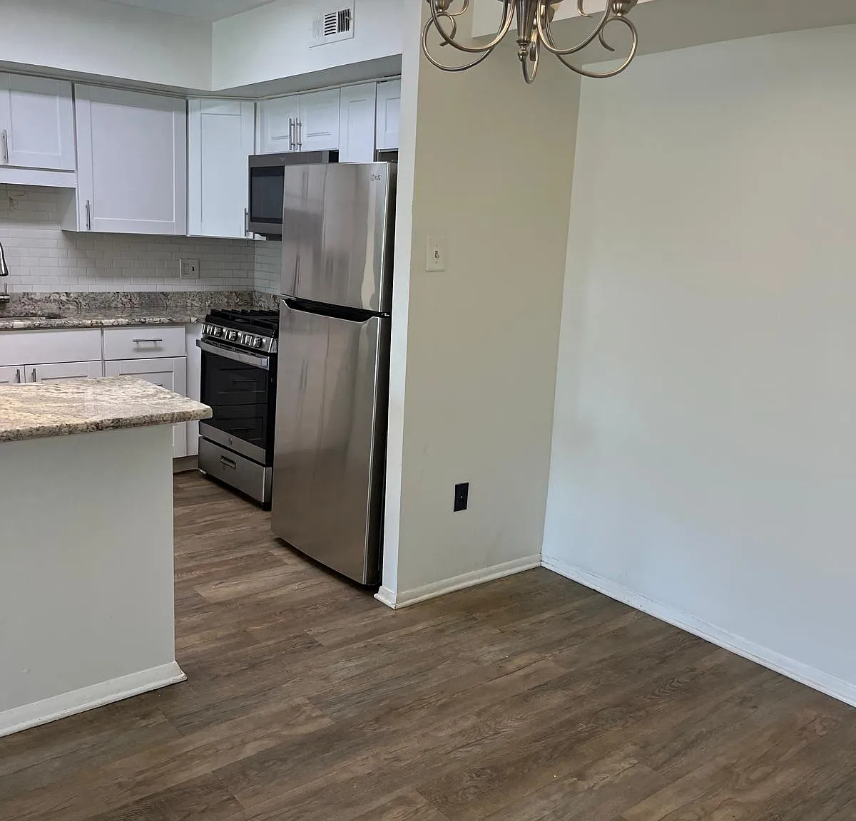 1 bed, 660 sqft, $1,650 — Photo 4