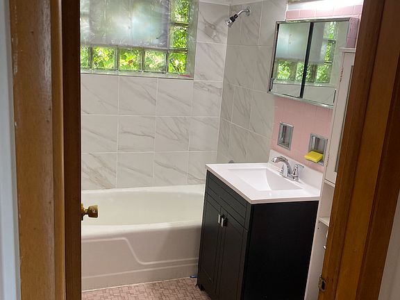 5th image of 9121 W Grand Ave