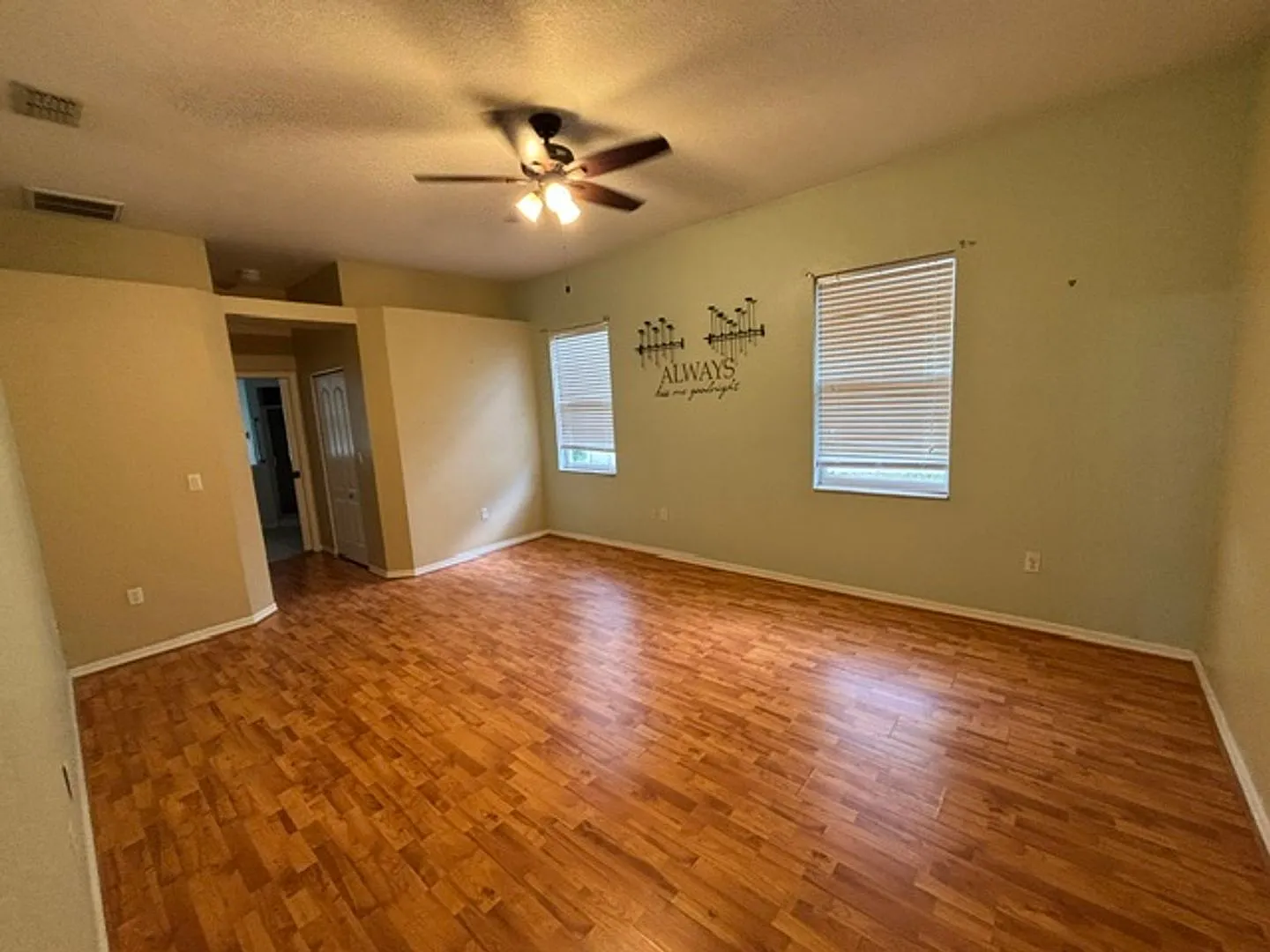 3,2,2 Located in Deerfield Estates — Photo 3