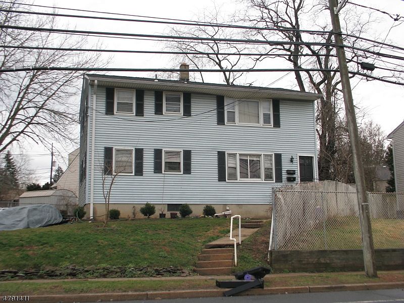 2nd image of 379 Canal Rd