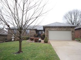 917 E Maplewood St, Springfield, MO 65807