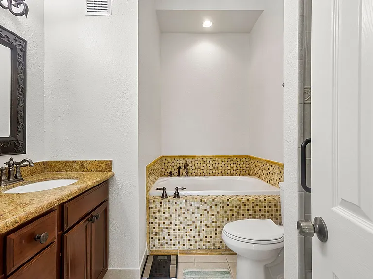 2731 S Parkview Dr #1 — Photo 23