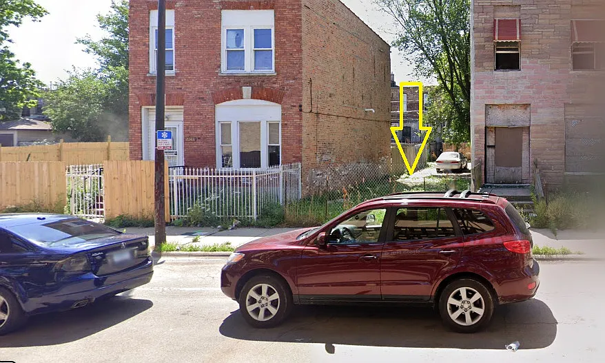 2745 W Lake St photo 1
