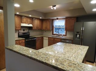 907 Fairview St, Bellevue, NE 68147