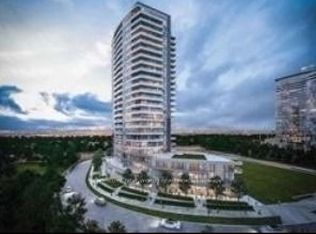 50 Forest Manor Rd #312-C15, Toronto, ON M2J 0E3