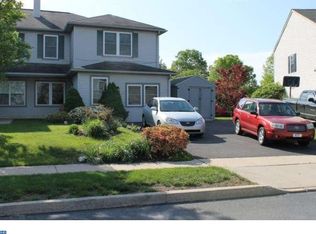 1144 School House Ln, Quakertown, PA 18951