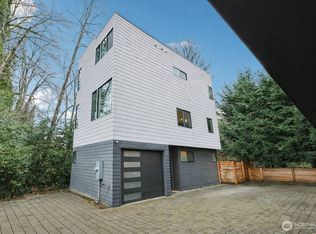 9302 Sturtevant Avenue S, Seattle, WA 98118