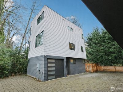 9302 Sturtevant Avenue S, Seattle, WA, 98118
