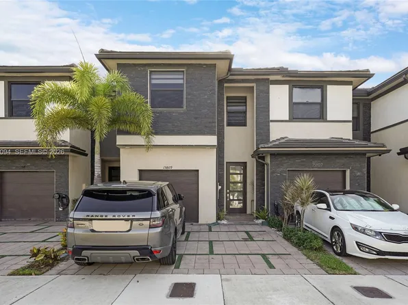 15809 NW 91st Ct, Miami Lakes, FL 33018