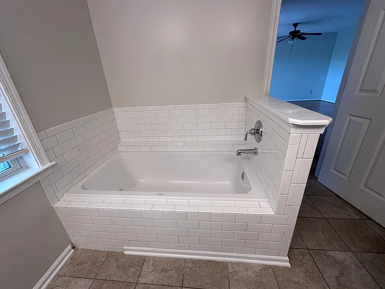 129 Burnet St — Photo 24