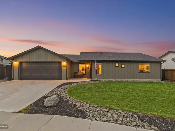 2586 Boone St, Fortuna, CA 95540