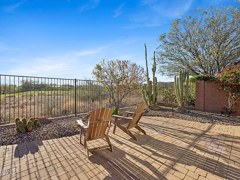 40806 N Lytham Ct — Photo 34